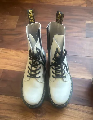 Platform Dr. Martens thumbnail 1