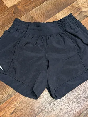 lululemon athletica Black Women's Running Shorts with Reflective Trim Size 2 thumbnail 3