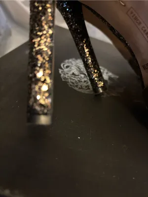 Vince Camuto Black and Gold Glitter Platform Pumps thumbnail 9