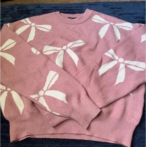 Streetwear Society Cropped Sweater thumbnail 1