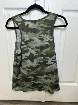 Lucky Brand Green Camouflage Sleeveless Tank L Scoop Neck Summer Top thumbnail 3