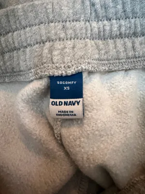 Old navy grey sweatpants  thumbnail 3