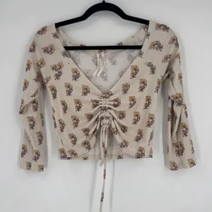 Anthropologie Sabrina Cinched‎ Crop Top Shirt neutral floral color Small Boho thumbnail 4