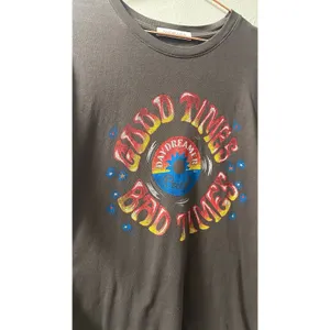 DAYDREAMER Brown Good Times Bad Times Record Graphic Retro Tee size Medium thumbnail 3