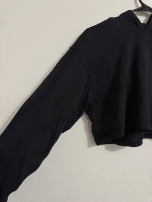 Lululemon cropped hoodie  thumbnail 3