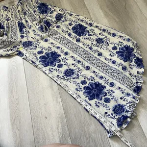 Urban Outfitters Pants smocked floral wide leg crop womens Blue (medium) boho thumbnail 3