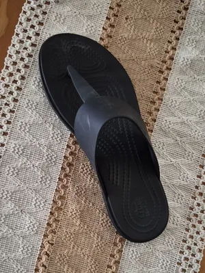 RIGHT SHOE ONLY Crocs 1 SHOE Black Slide Sandal Comfortable Toe-Post Right Foot thumbnail 3