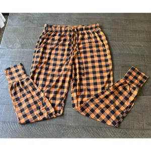 Fabulous Women's 2PC‎ "This Girl Loves Halloween" Pajamas set Size Small thumbnail 10