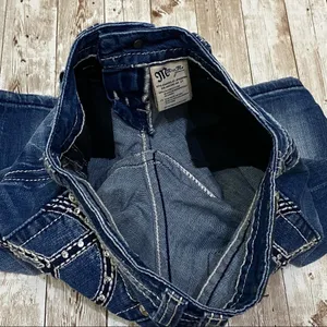 Miss Me JP5091BM Bermuda Peace Out Studded Low Rise Denim Jean Shorts 25 thumbnail 6