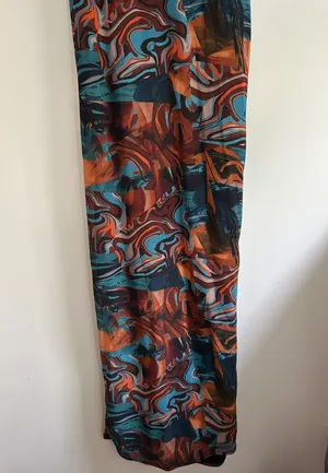 Pretty Little Thing Tall Marble Mesh Ruched Dress thumbnail 9