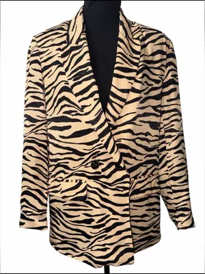 Zara Zebra Print Satiny Double breasted Blazer Size Small.EUC thumbnail 2
