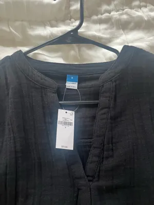 Old Navy Sleeveless Top thumbnail 2