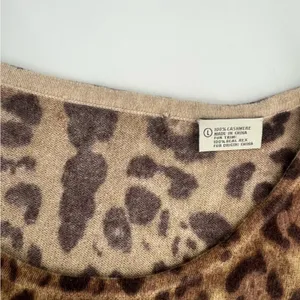 Neiman Marcus collection‎ cashmere fur trim leopard sweater sz L thumbnail 3
