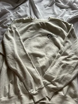 Hazel Boutique Crewneck thumbnail 2