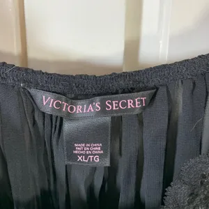 Victoria's Secret Black Lace Pleated Babydoll Chemise XL 186982-093 Festival Bow thumbnail 2