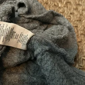 Free People Grey‎ LS Sweater Top Size Small thumbnail 7