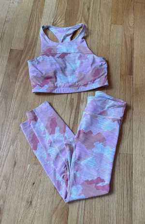 Outdoor Voices Pink Camo Set thumbnail 3