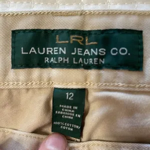 Lauren Ralph Lauren Khaki 5-Pocket Capri Pants 21" Inseam Size 12 thumbnail 3