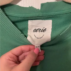 Aerie the Chill Crew Sweatshirt size XS but runs oversized thumbnail 4