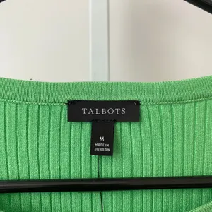 Talbots Size M Green Sweater Ribbed‎ Knit Button Cuff Long Sleeve Top Pullover thumbnail 4