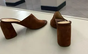 Caparros Heels Chestnut Suede Women's Mules-made in Italy 38 1/2Vero Cuoio 81/2 thumbnail 4