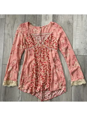 Free People Odette Printed Tunic Top Pink Pedal Combo size medium thumbnail 11