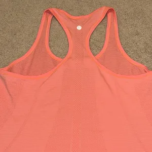Lululemon Swiftly Tech Tank Top Size 12 Coral Orange thumbnail 6