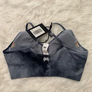 Darc Sport Wolves Pyramid Everson Seamless Sports Bra Blue Big Ghost Clouds Med thumbnail 5