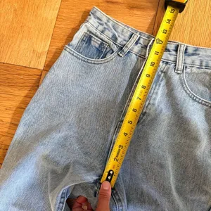 Unbranded Vintage High Rise Wide Leg Jeans 26x29.5 Actual Light Wash 100% Cotton thumbnail 7