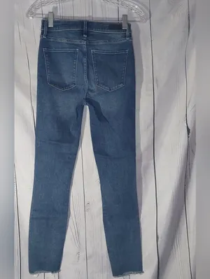 Abercrombie & Fitch Simone High-Rise Distressed Casual Ankle Skinny Jeans thumbnail 2