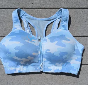 Layer 8 Front Zip Camo Sports Bra Size XXL thumbnail 1