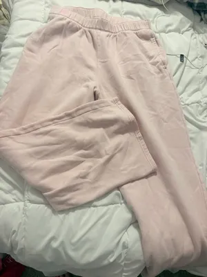 Light pink hollister xl sweatpants thumbnail 1