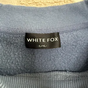 White Fox Decade Classics Essential Oversized Sweater‎ Ocean L/XL thumbnail 3