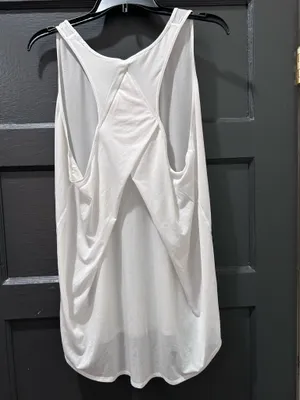 White Lululemon Tank 12 thumbnail 2