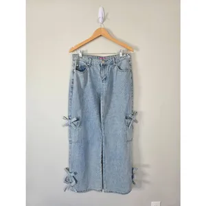 EDIKTED Low Rise Wide Leg Jeans Size Large‎ Bows 4 Days NEW thumbnail 4