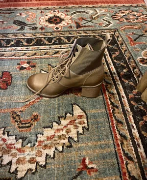 Brown Boots Size 7.5 thumbnail 3