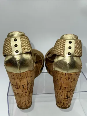Lucky Brand Gold Metallic Canvas Upper Wedge Cork Heels Size 6.5 thumbnail 4