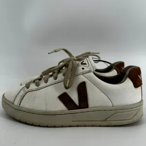 Veja Urca CWL Sneakers Low Top Lace Up Logo Leather Rubber White Camel Tan 7 thumbnail 4