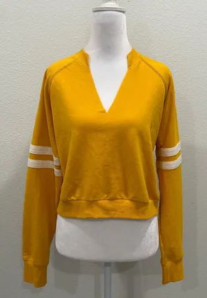 Forever 21 Yellow V-Neck Women's Top Size M thumbnail 1
