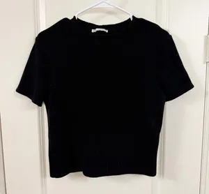 Zara Classic Black Short Sleeve Sweater thumbnail 1
