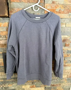 Outfitters Crewneck thumbnail 1