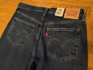 Levi's 501 Women's Straight Leg Blue Jeans size 29 x 32 thumbnail 11