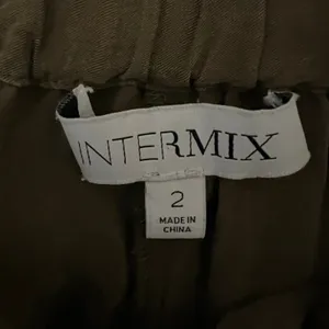 Intermix Lindy Tie Waist Pants Womens 2 Olive Green Cropped Relaxed Quiet Luxury thumbnail 5