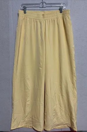 White Fox Boutique Soft Yellow Wide-Leg Elastic Waist Pants thumbnail 1