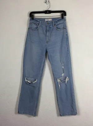 Abercrombie & Fitch Ultra High Rise Ankle Straight Distressed Jeans Size 27/4 thumbnail 3