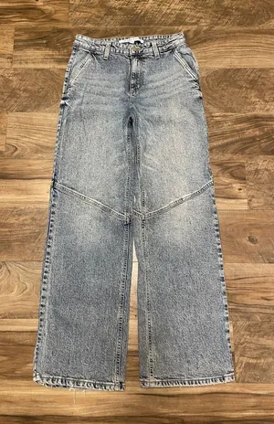 Celebrity Pink Juniors Skater Wide Leg Light Wash Denim Jeans Size 3/26 thumbnail 1