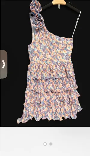 Storia Boutique Floral Dress with one strap thumbnail 2