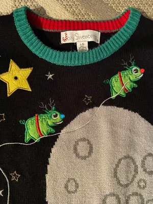 Fun Ugly Christmas Sweaters Aliens Size L thumbnail 4