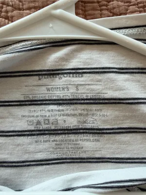 Patagonia Organic Cotton Striped‎ Long Sleeve Tee White Black Women’s Small thumbnail 9