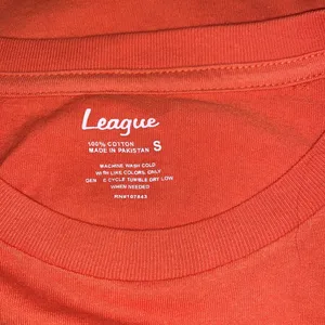 Auburn League size small long sleeve T-shirt thumbnail 9
